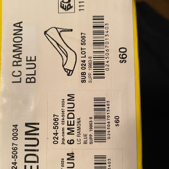 Liz Claiborne NWT Heels - Picture 8 of 8